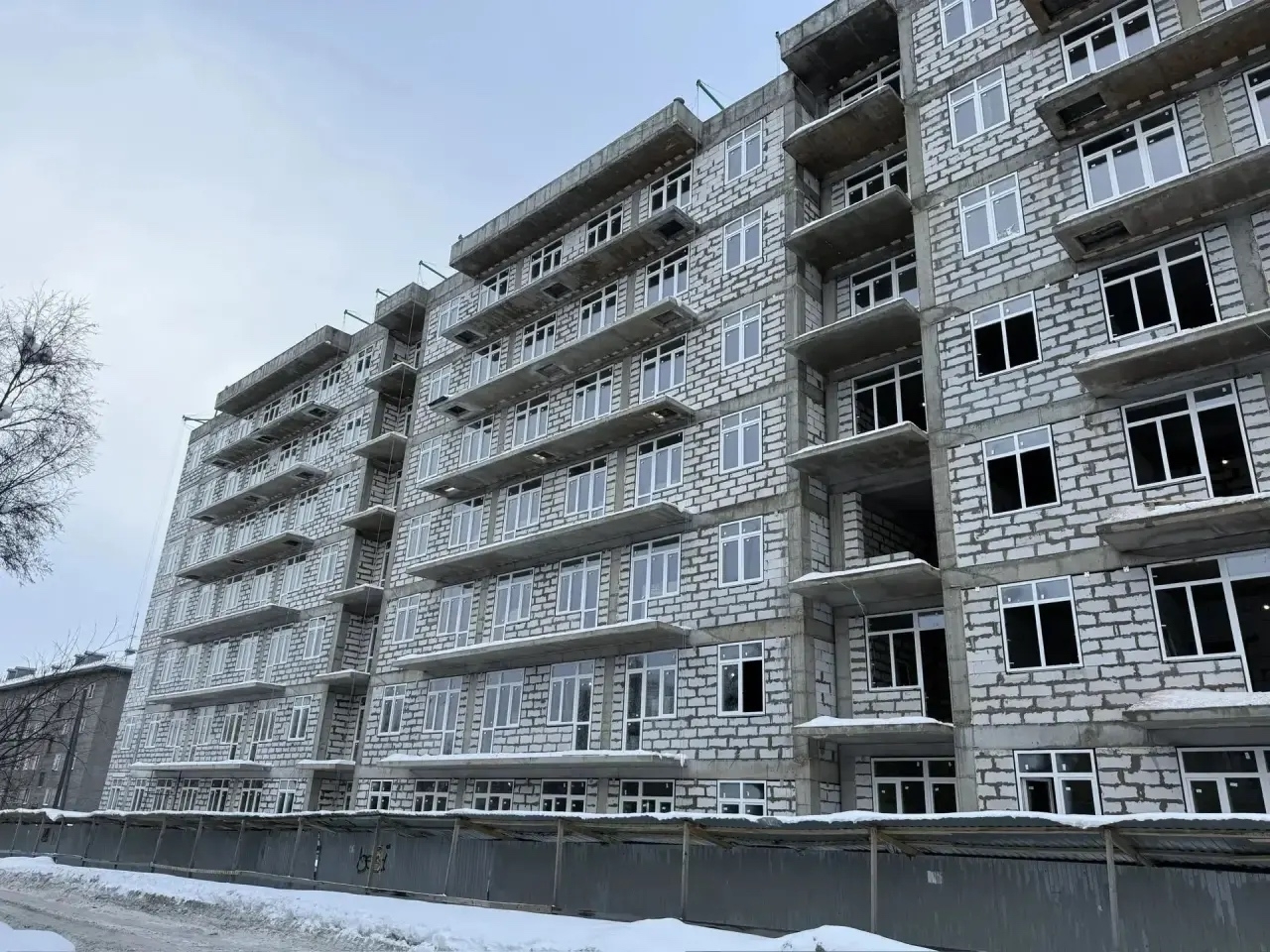 Андрей Чибис: 2025 год стал для Мурманской области рекордным по вводу жилья - план выполнен на 181%